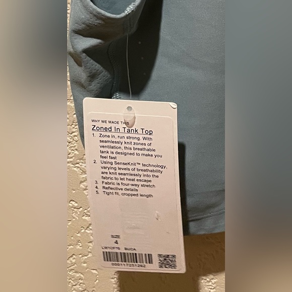 NWT Lululemon Zoned In Tank in Blue Cast, Ventilated Size 4 - Picture 5 of 10